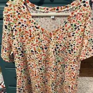 LLR floral v neck tee